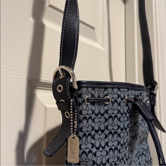 Coach Micro C Signature Drawstring Crossbody Hobo bucket bag - Picture 13 of 15